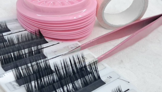 Cluster Lashes vs. Strip Lashes: Which Is Better for You?